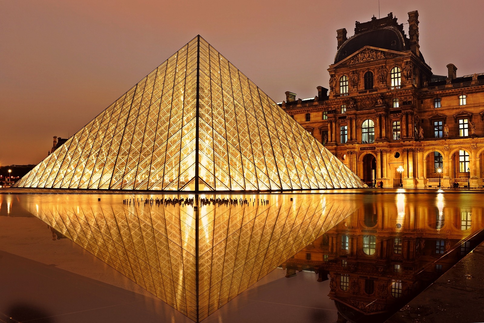 paris le louvre